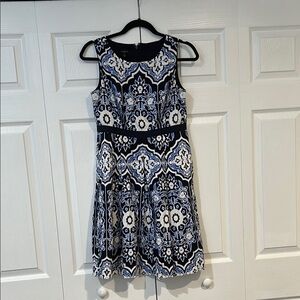 Talbots Blue and White Patterned Sleeveless Dress